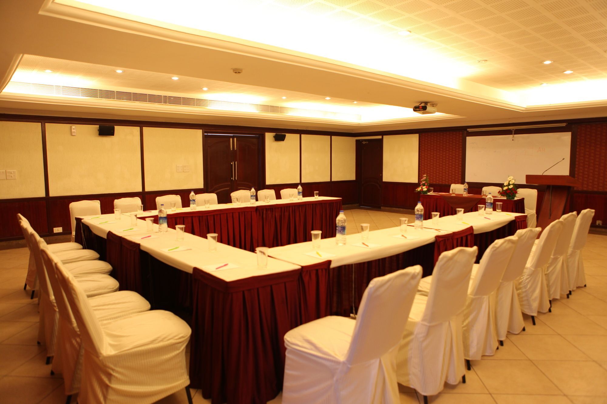 קוימבטור Hotel Rathna Residency מראה חיצוני תמונה